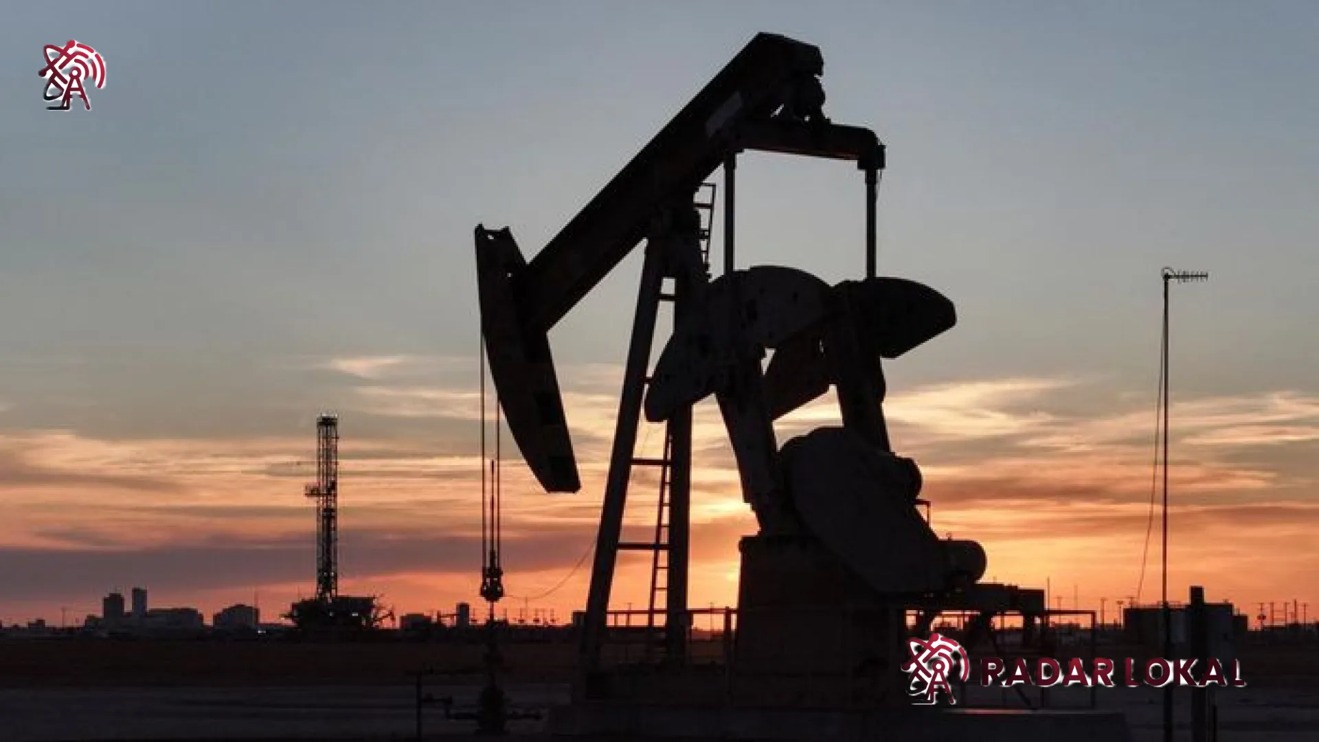 Gejolak Pasar Energi: Harga Minyak Dunia Meroket Usai Trump Batalkan Diplomasi dengan Iran di Pakistan