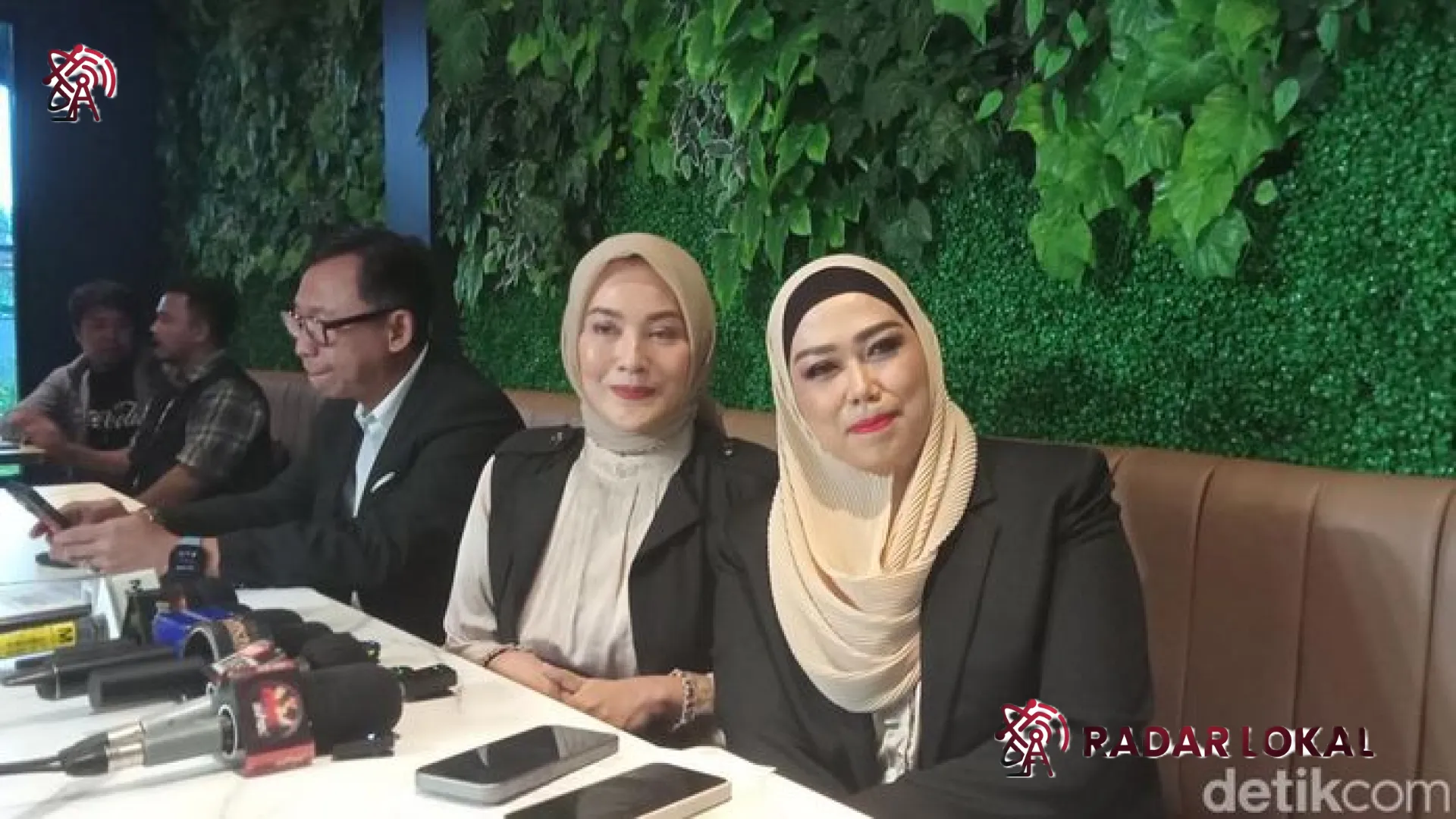 Misteri di Balik Hoax Perceraian Sonny Septian dan Fairuz A Rafiq: Elma Theana Cium Aroma Sabotase