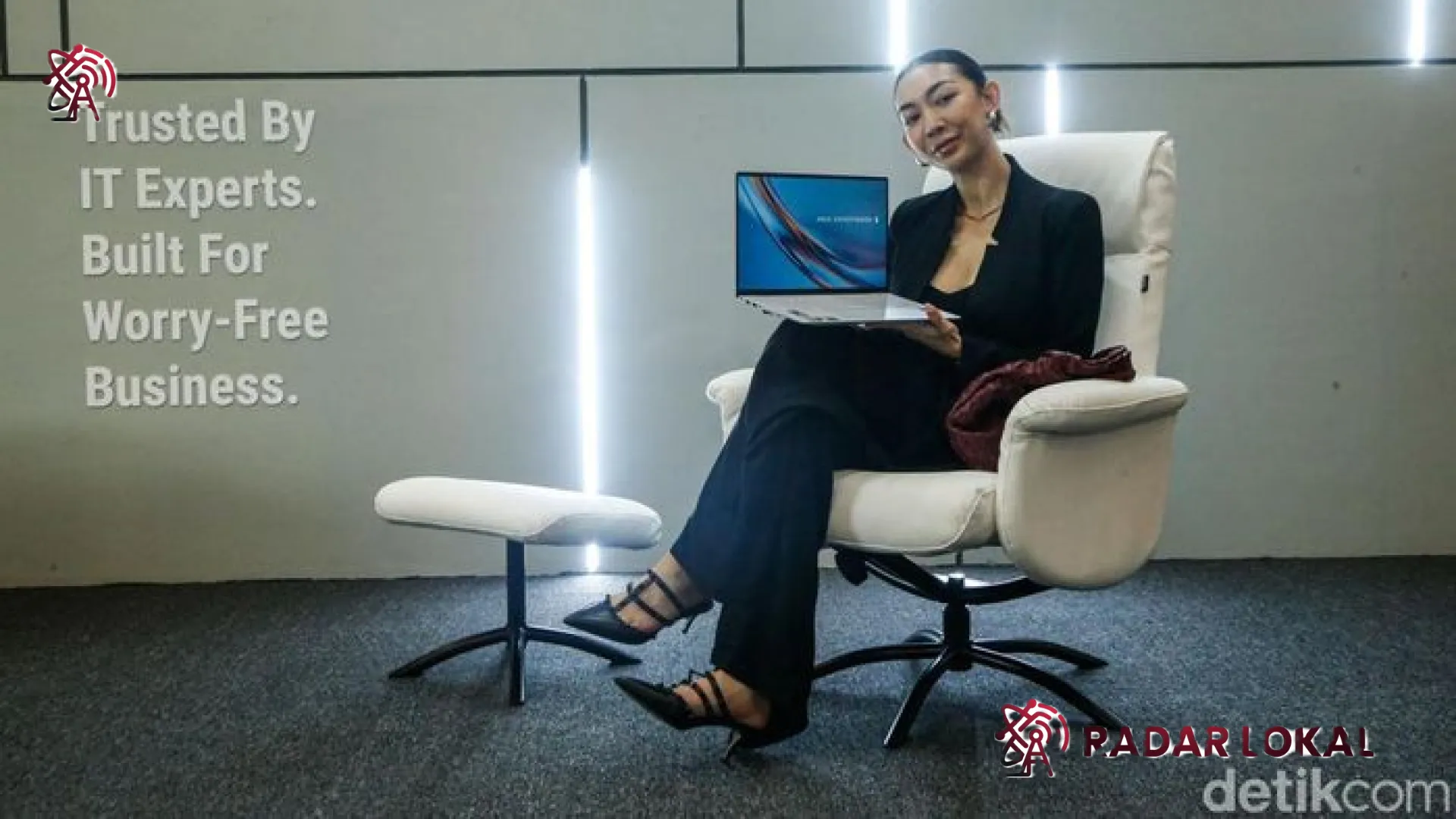 Asus ExpertBook Ultra: Evolusi Laptop Bisnis Premium dengan Kekuatan AI dan Desain Ultra Ringan
