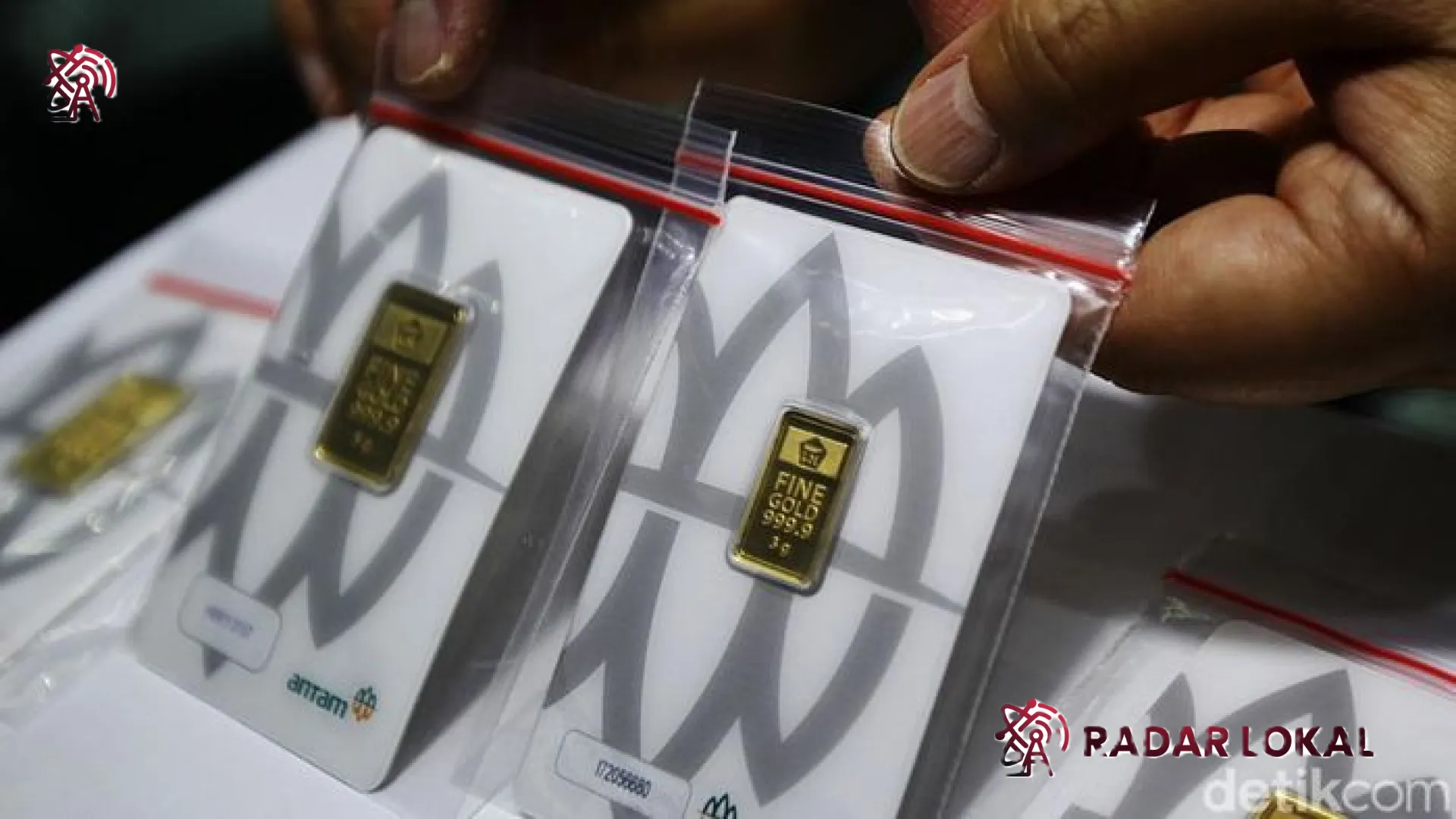 Emas Antam ‘To The Moon’: Harga Melonjak Drastis Rp 40.000 per Gram, Simak Rincian Terbarunya!