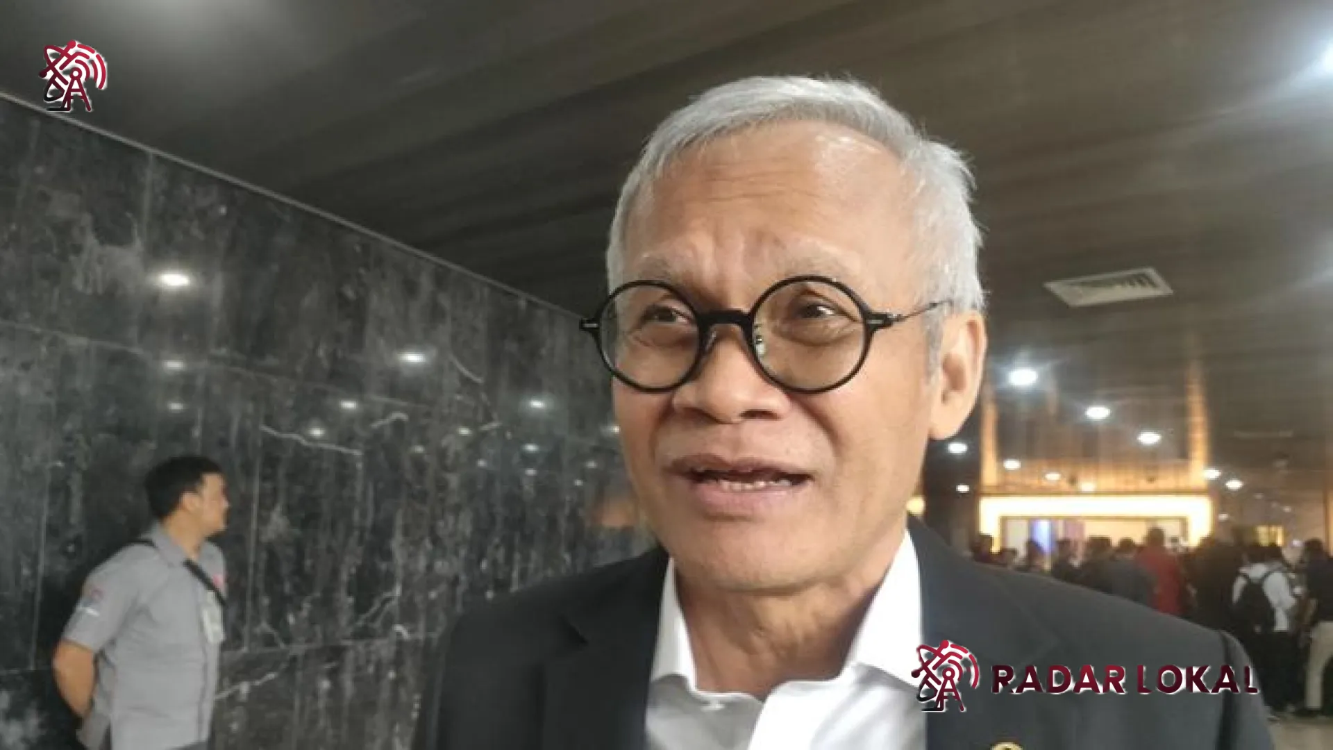 Dinamika Revisi UU Pemilu: DPR RI Garap Skema Ambang Batas Parlemen dan Inovasi Merger Partai Politik