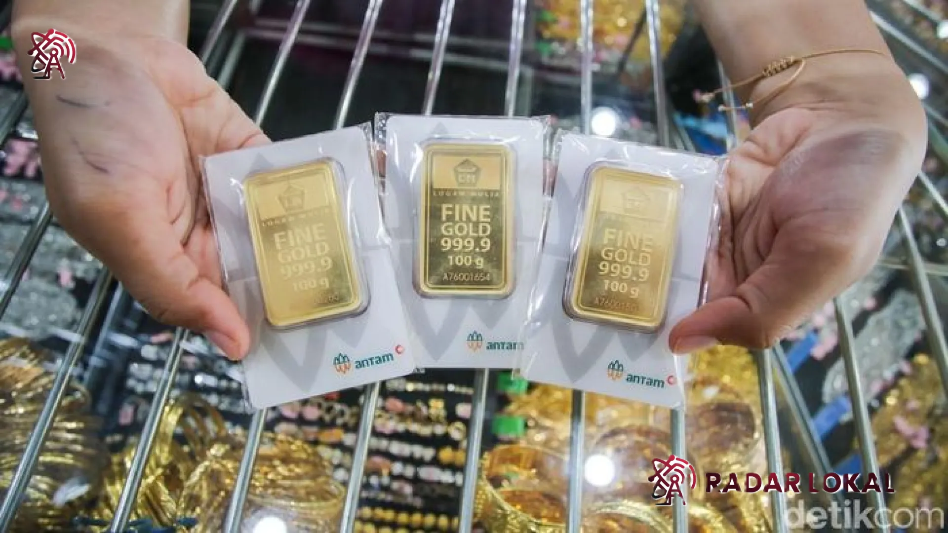 Harga Emas Antam Terkoreksi Tajam: Penurunan Rp 20 Ribu Per Gram Jadi Sinyal Bagi Investor