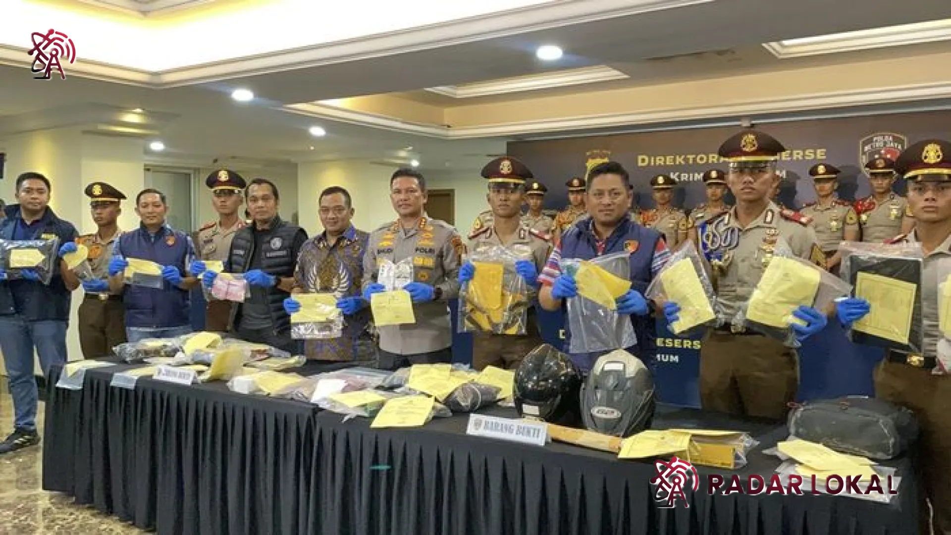 Gebrakan Polda Metro Jaya: Ungkap 171 Kasus Pencurian dan Ringkus Ratusan Tersangka dalam Operasi Besar