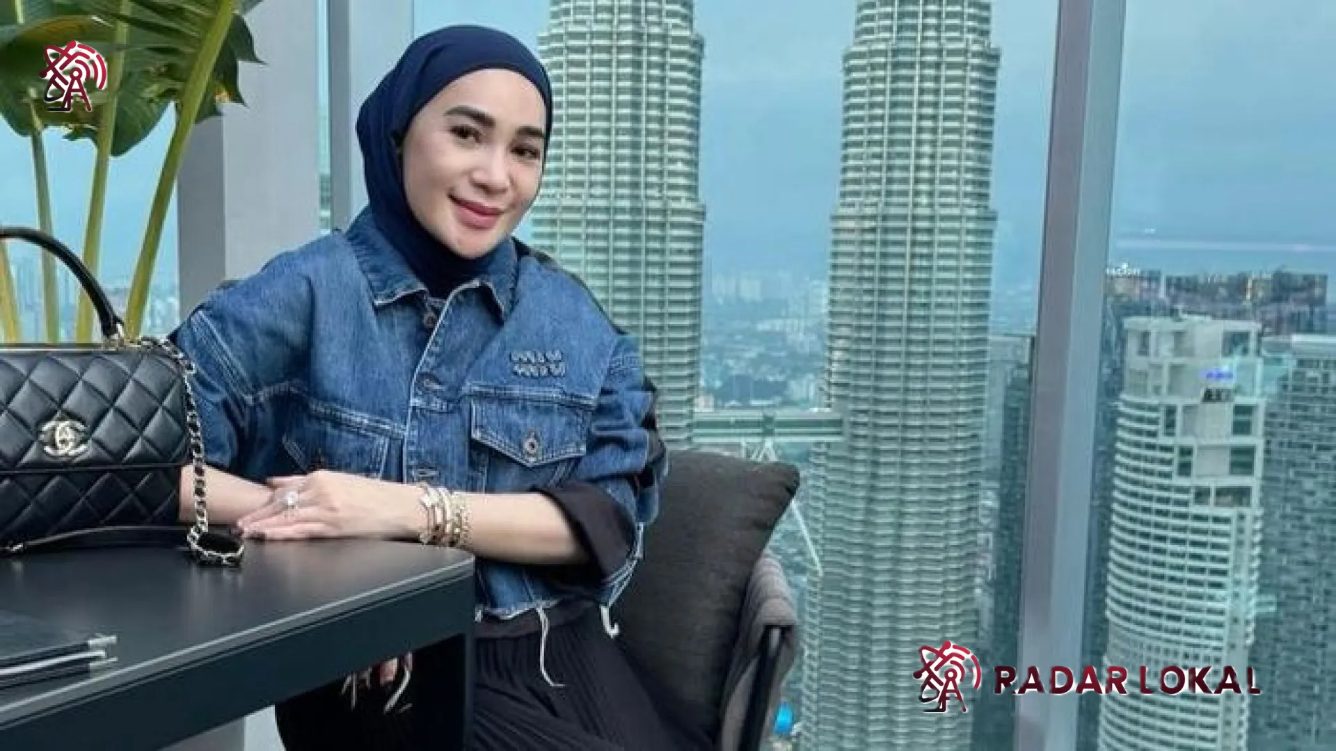 Kontroversi Erin Trigina Tahan Ponsel ART: Klarifikasi di Balik Isu Penganiayaan dan Kepanikan Keluarga