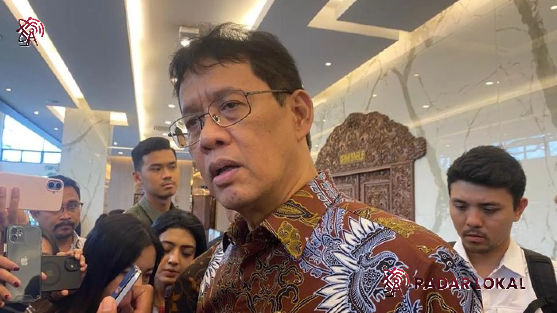 Insentif Kendaraan Listrik Resmi Ditunda: Mengintip Strategi di Balik Perhitungan Ulang Pemerintah