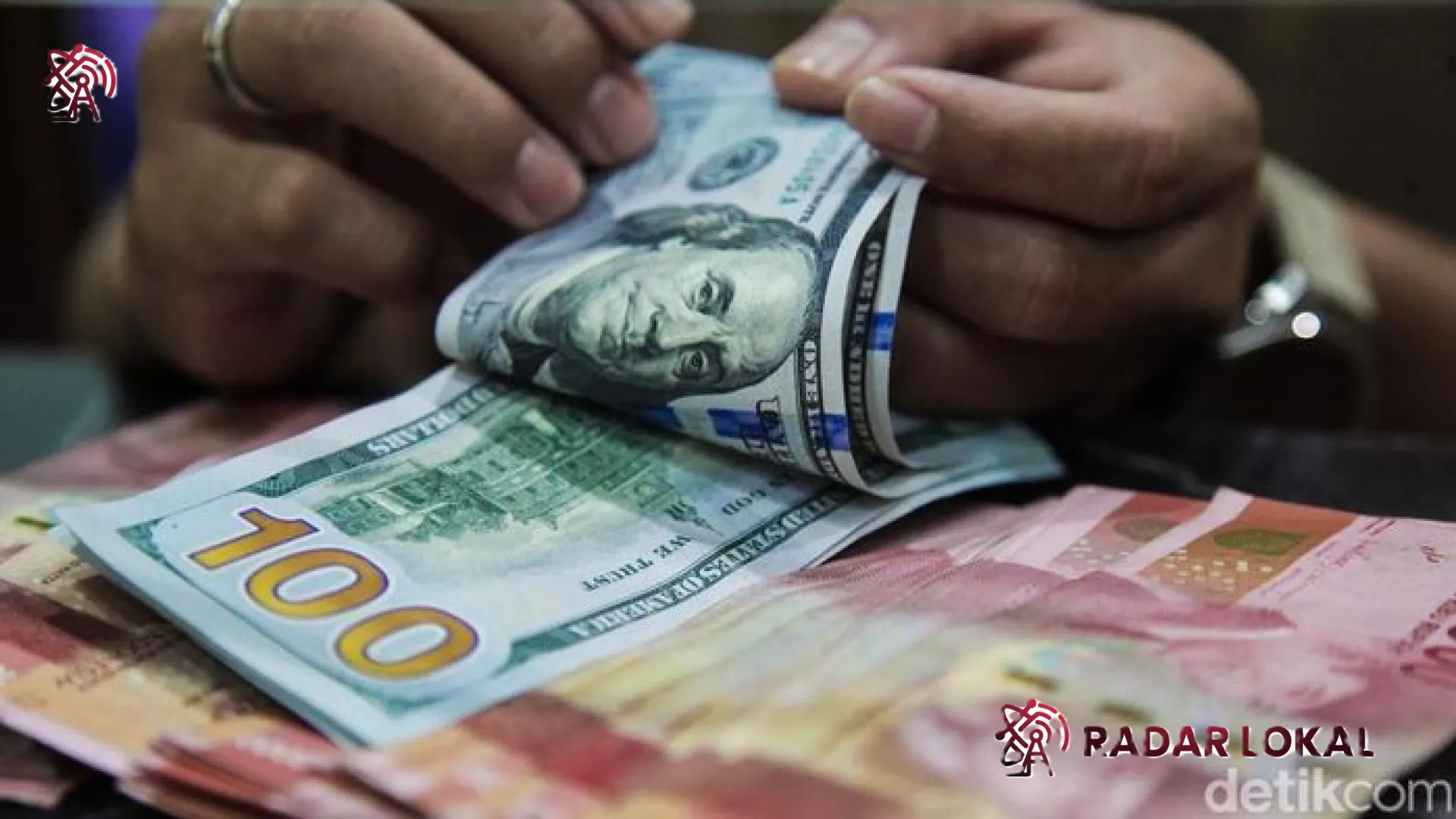 Rupiah di Ambang Krisis: Benarkah Dolar AS Bakal Tembus Rp 18.000 dalam Waktu Dekat?