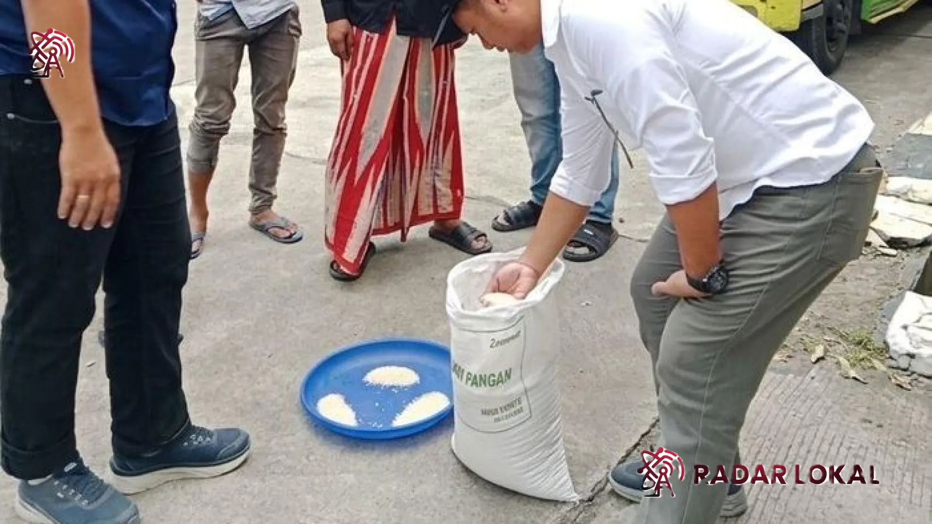 Jamin Mutu Beras Bantuan Pangan, BULOG Bertindak Cepat Tarik Stok Tak Layak di Bangkalan