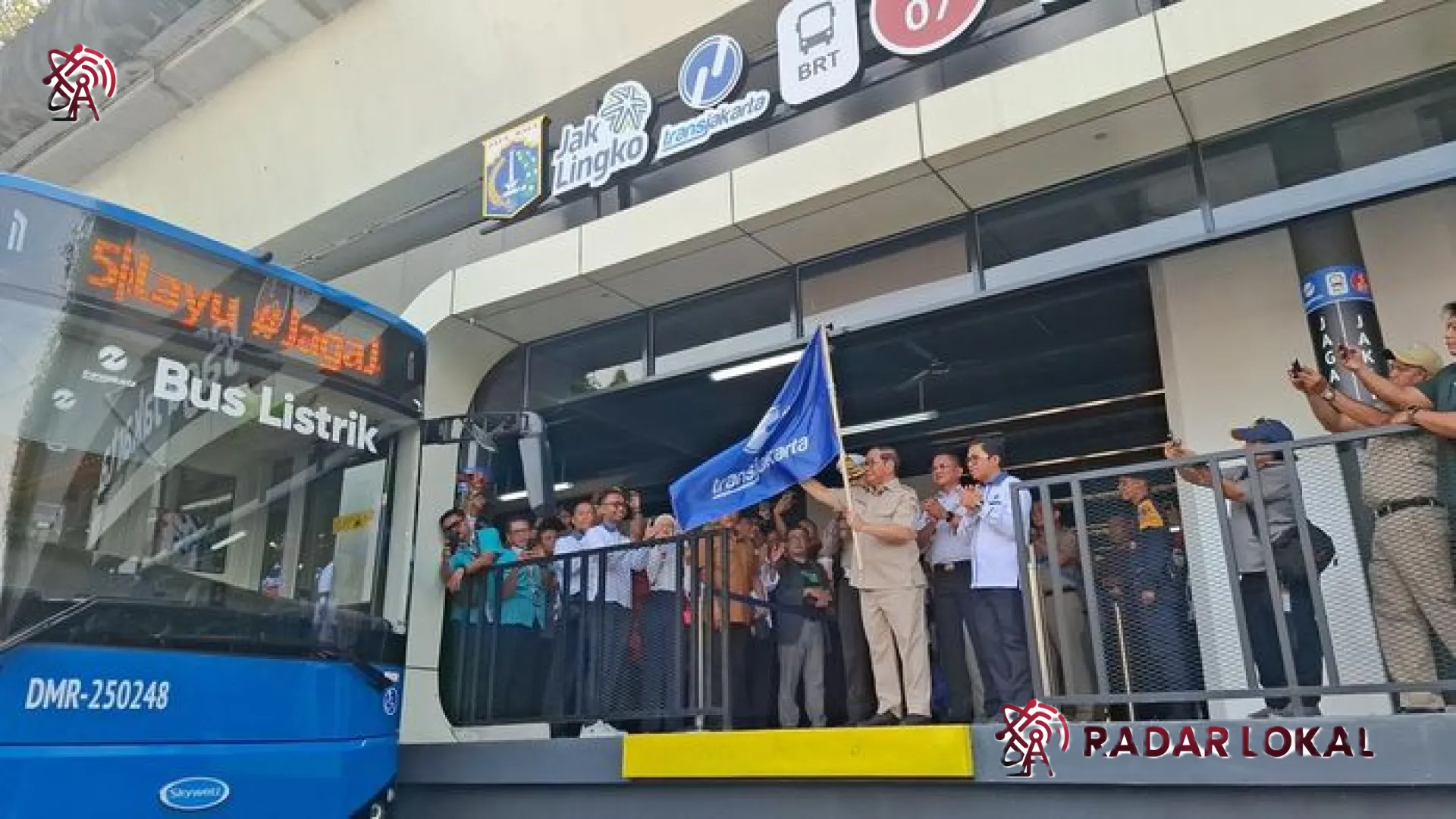 Kado Istimewa HUT Ke-499 Jakarta: Pramono Anung Gratiskan MRT, LRT, hingga Transjakarta untuk Warga