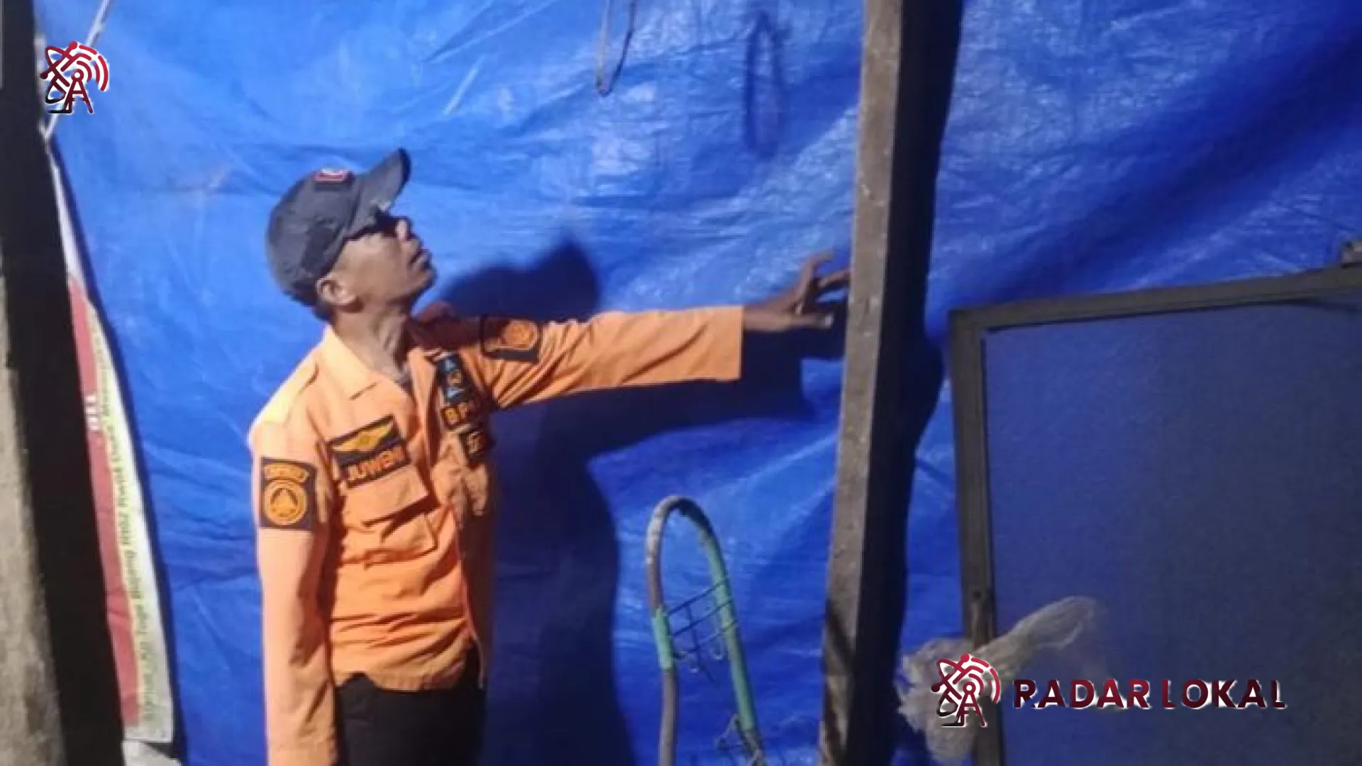 Amukan Angin Kencang di Cigudeg Bogor: Tembok Rumah Warga Roboh, Alarm Waspada Cuaca Ekstrem Terus Berbunyi