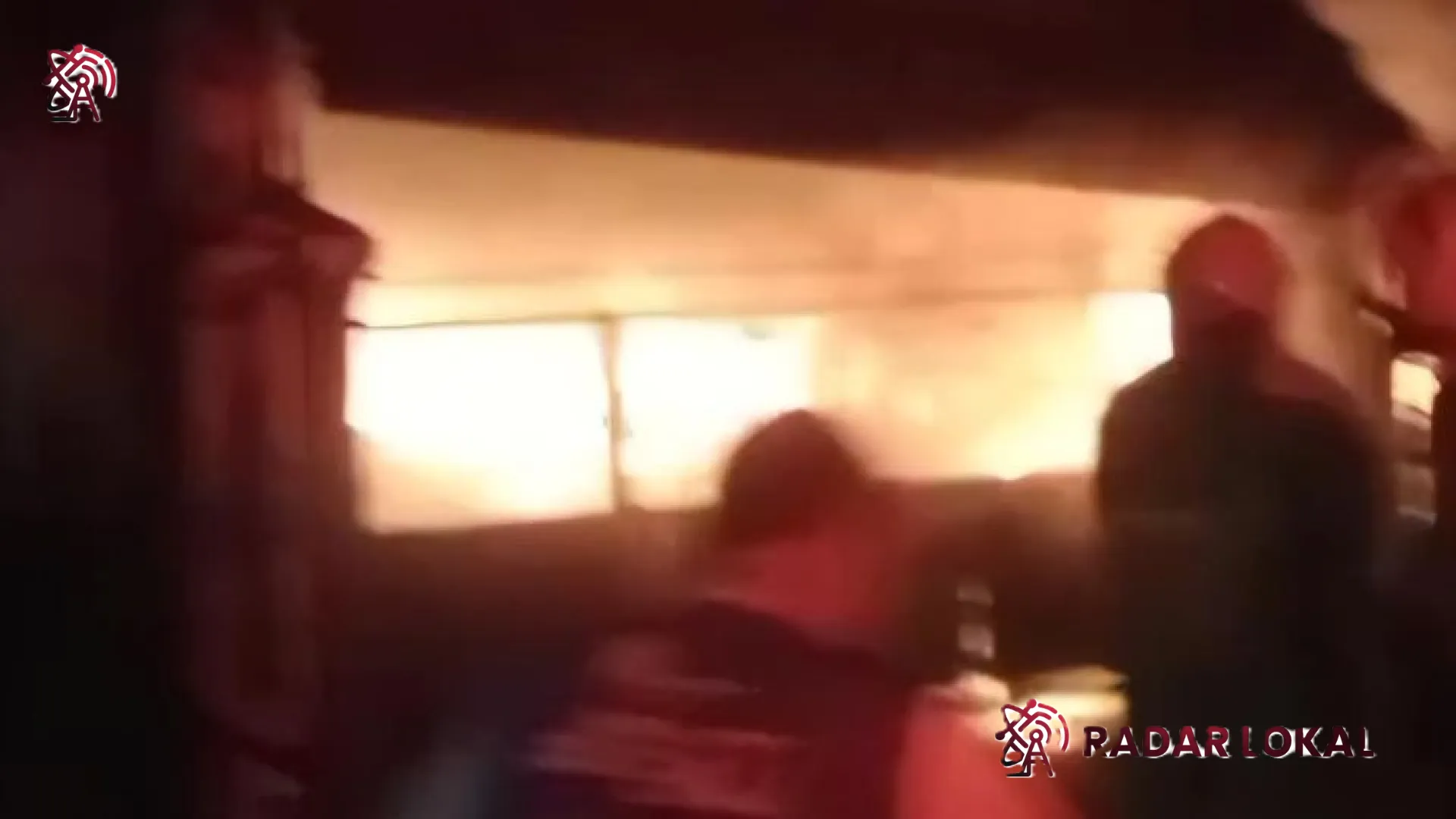 Tragedi Fajar di Citeureup: Rumah Sekaligus Toko Sparepart Ludes Terbakar Saat Pemilik Pergi