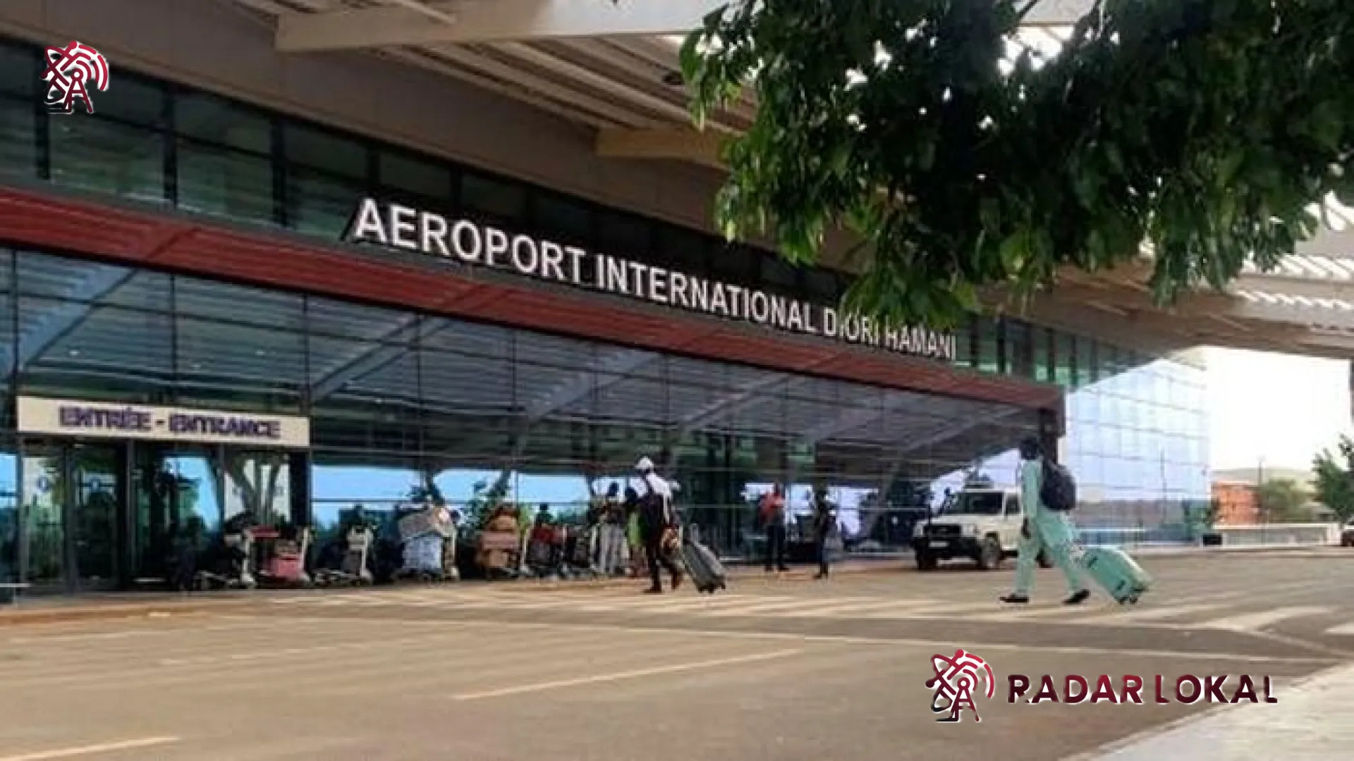 Tragedi Berdarah di Bandara Diori Hamani: Serangan Kelompok Bersenjata Guncang Niger, Belasan Nyawa Melayang