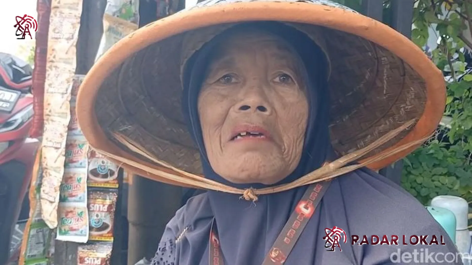 Kisah Inspiratif Nenek Kusriyati: Juru Parkir Brebes yang Gagalkan Pencurian Rp 3,6 Miliar Kini Berangkat Umrah