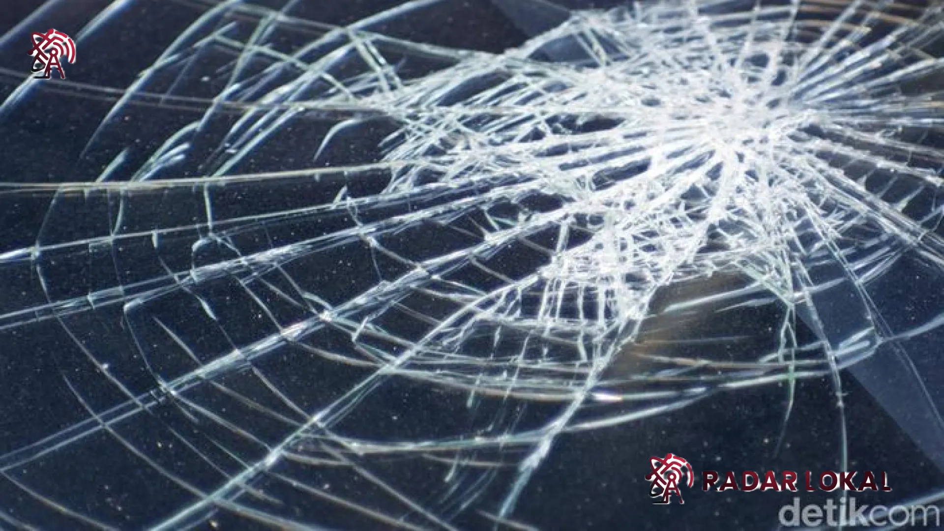 Tragedi Maut di Jalur Pati-Tayu: Truk Tebu Oleng Hantam Tiga Pemotor, Dua Nyawa Melayang