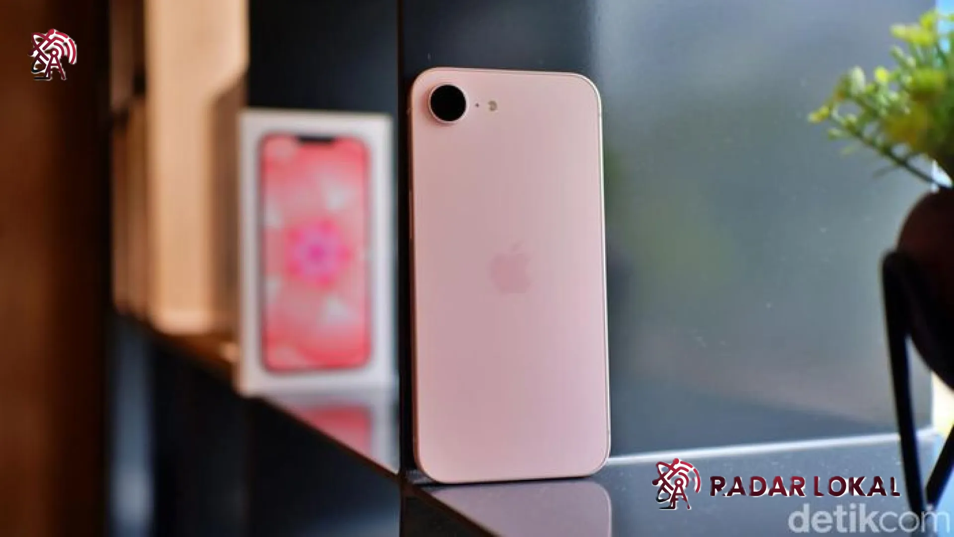 Review Mendalam iPhone 17e: Senjata Baru Content Creator yang Bikin Gagal Move On dari Ekosistem Apple