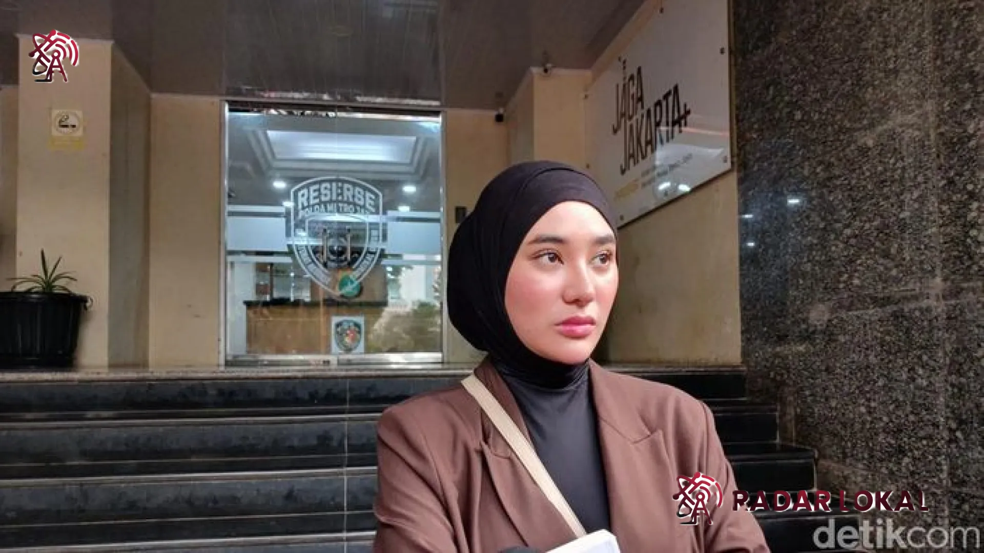 Eksklusif: Clara Shinta Dicecar 30 Pertanyaan Penyidik Terkait Laporan Pencemaran Nama Baik Mantan Suami